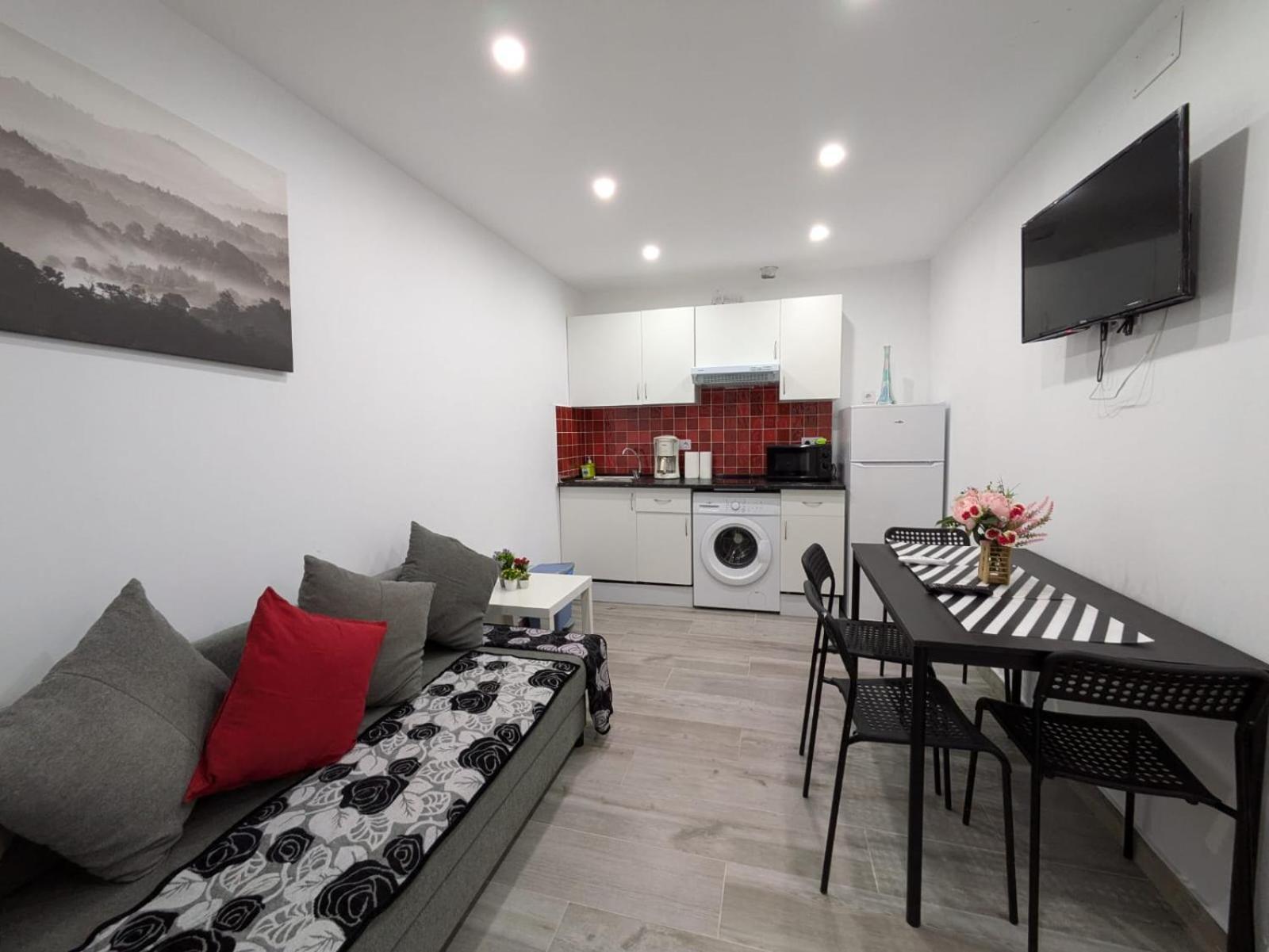 Madrid Apartaments 外观 照片